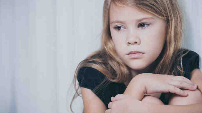 اكتئاب الأطفال : لماذا يصاب بعض الأشخاص بالاكتئاب ؟