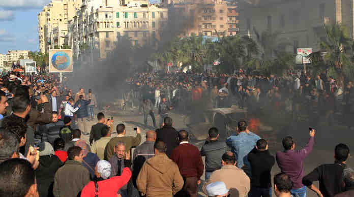 ثورات الربيع العربي : لماذا قامت؟ وما النتائج التي ترتبت عليها؟