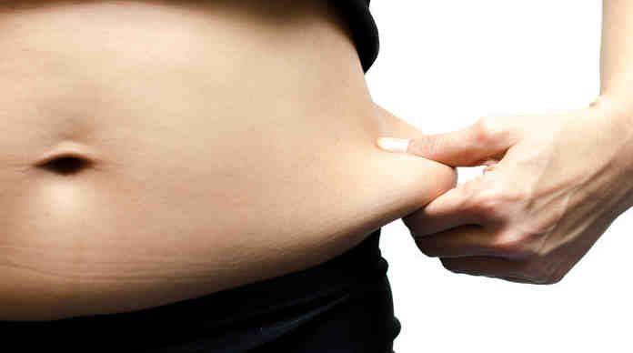 لماذا تعد زيادة الوزن جرس إنذار؟ وعلام تدل من مخاطر صحية؟