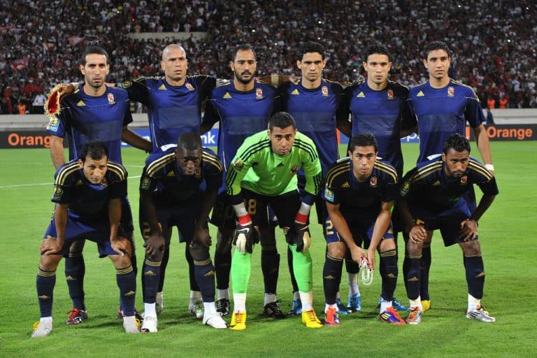 لماذا لا يصلح النادي الأهلي للعب في الدوري المصري؟